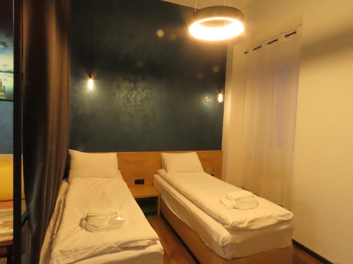 2Br Loft Apartment Near Liberty Square Tbilisi Exterior photo